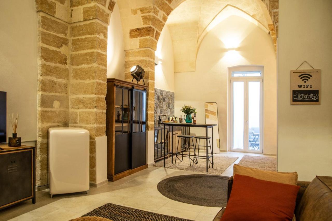 Ellements - Luxury Rooms Бриндизи Экстерьер фото