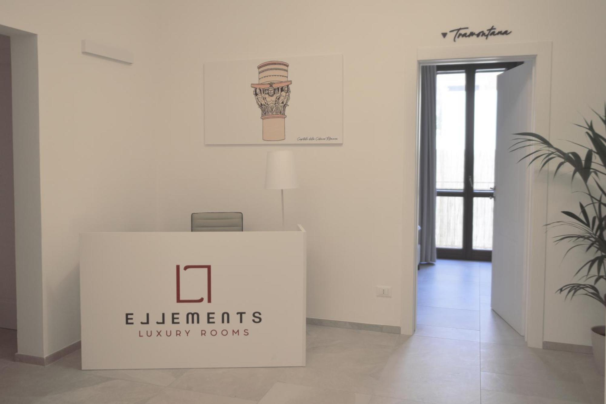 Ellements - Luxury Rooms Бриндизи Экстерьер фото