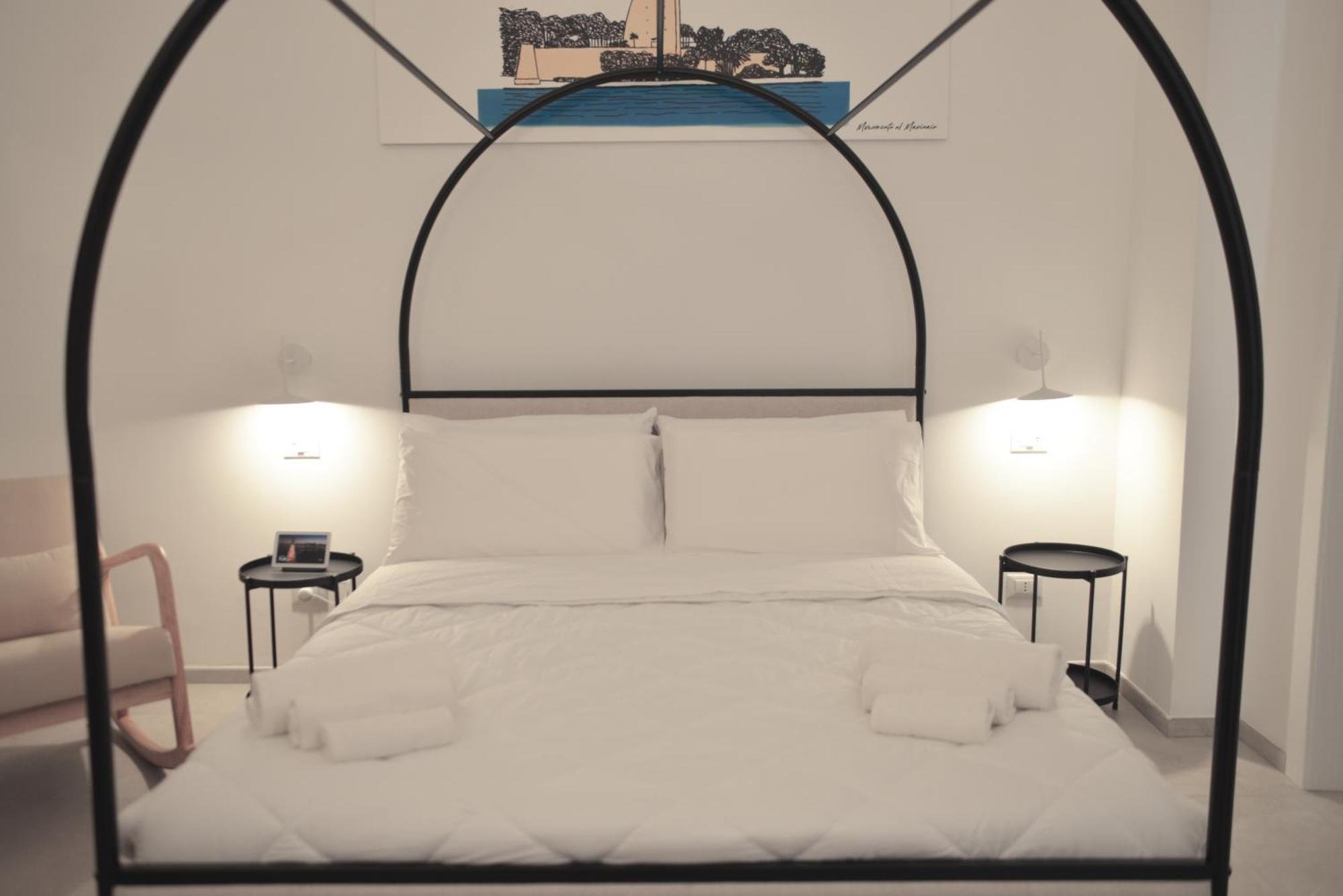 Ellements - Luxury Rooms Бриндизи Экстерьер фото